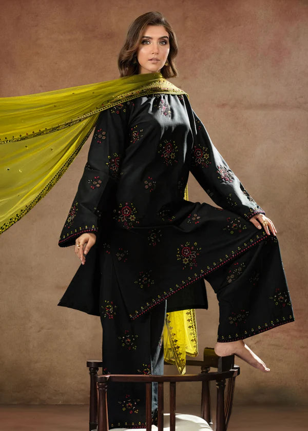 Madiha Embroidered 3 piece