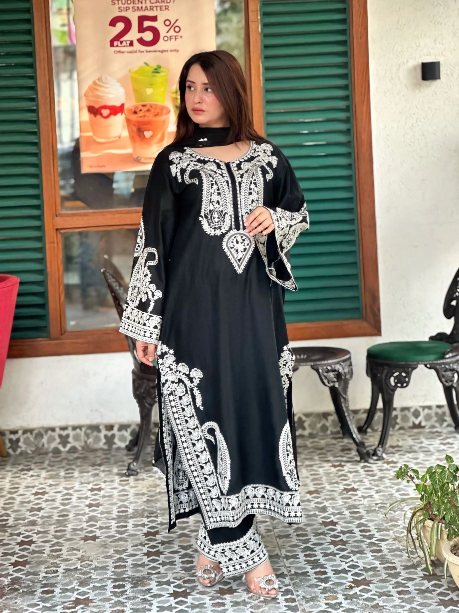 Aafreen Embroidered 3pc - Black
