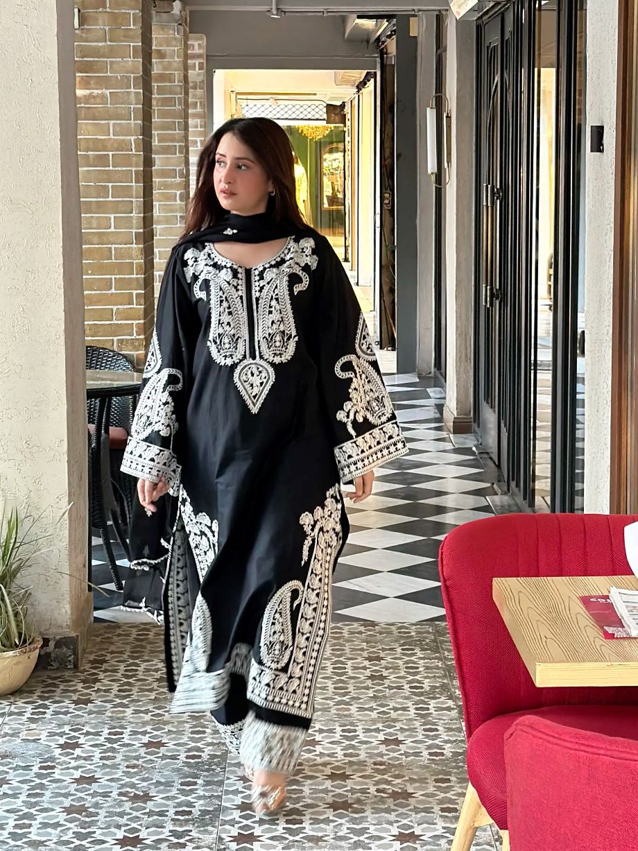 Aafreen Embroidered 3pc - Black