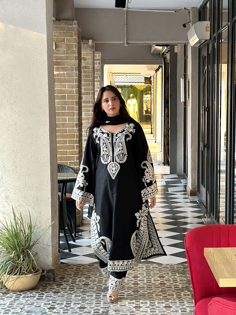 Aafreen Embroidered 3pc - Black